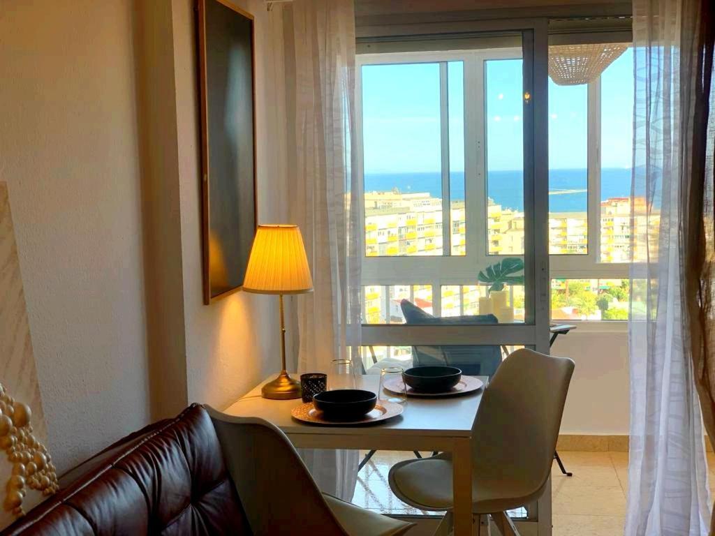 Apartamento Amanecer en el mar Benalmádena Habitación foto